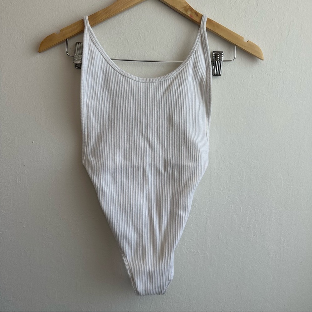 Aritzia TNA Ivory Ribbed Knit Bodysuit